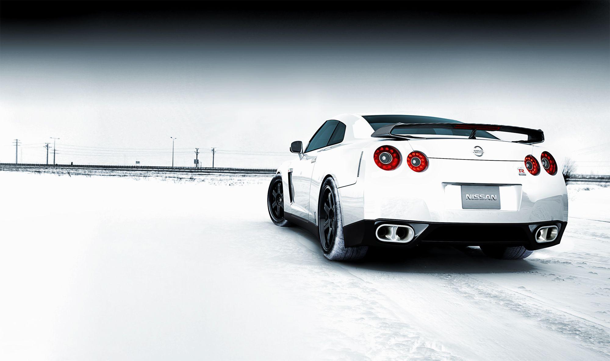 Nissan GT-R Pics.jpg