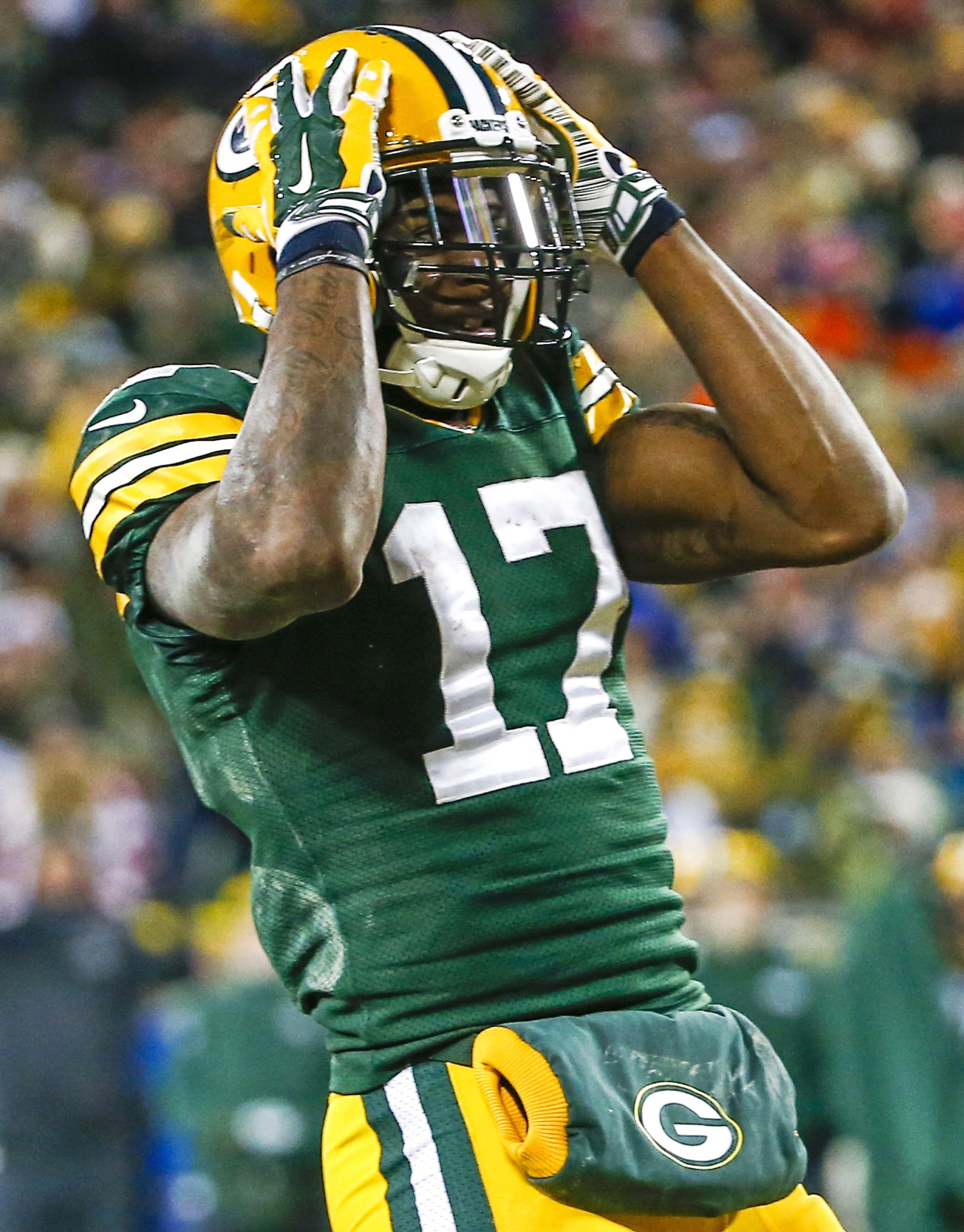 Davante Adams Pictures.jpg