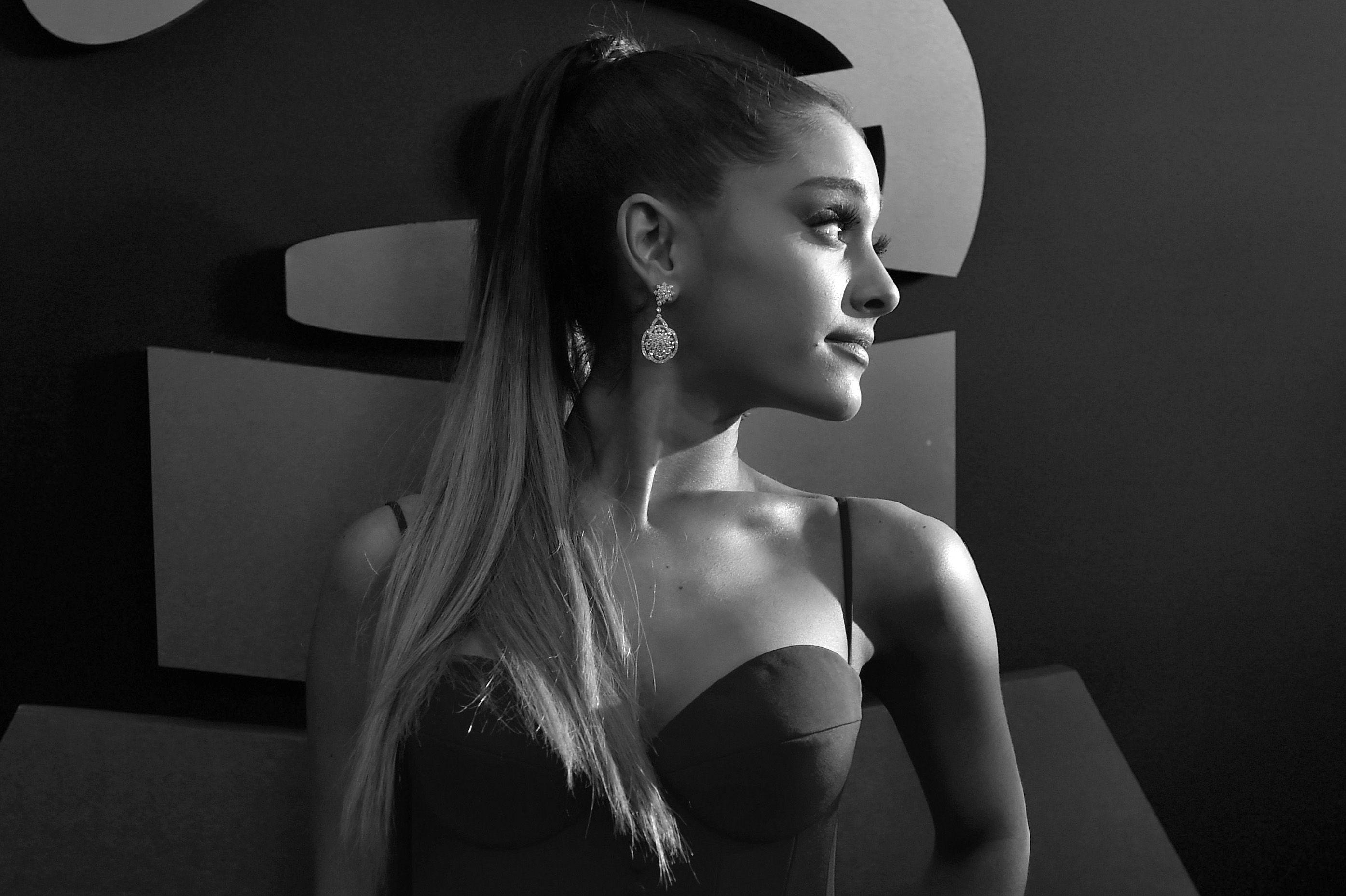 Ariana Grande photo.jpg