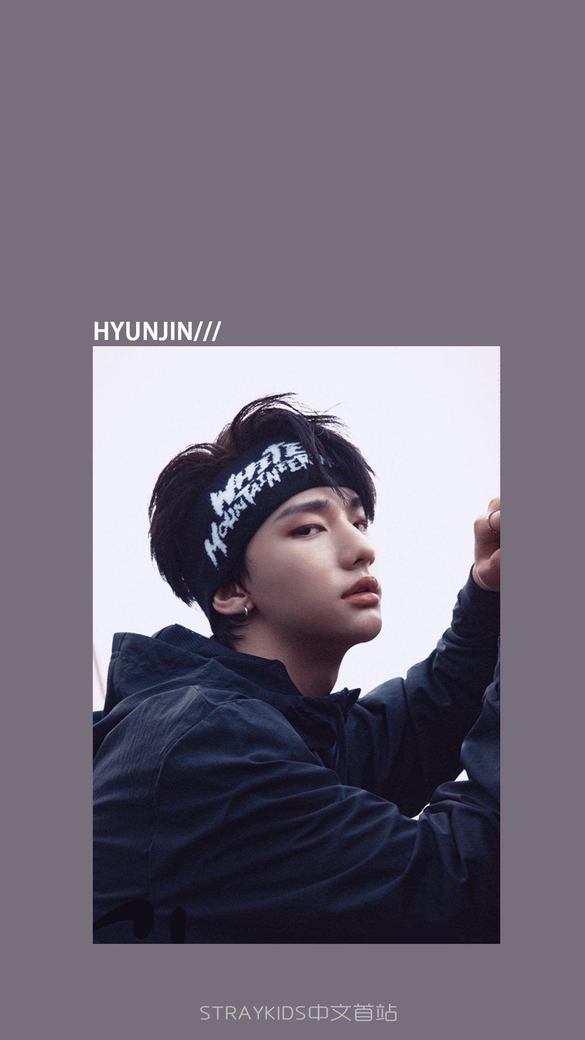 Hyunjin Pictures.jpg