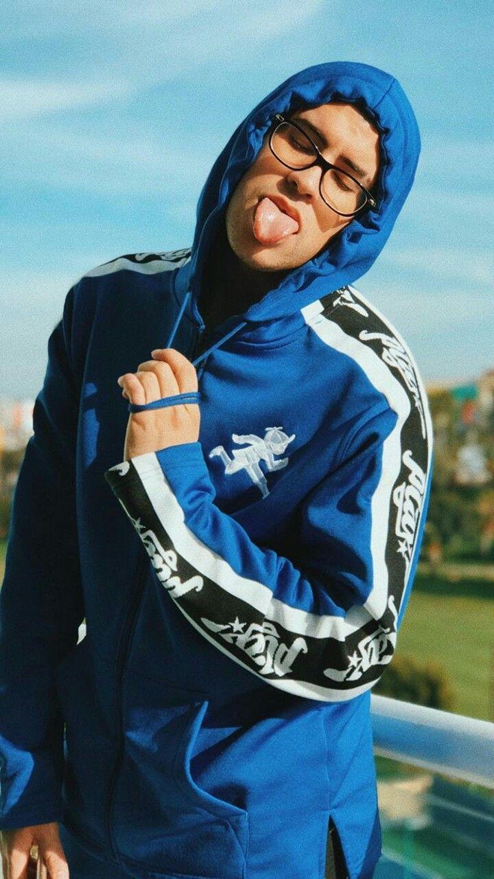 Bad Bunny iPhone Wallpapers.jpg