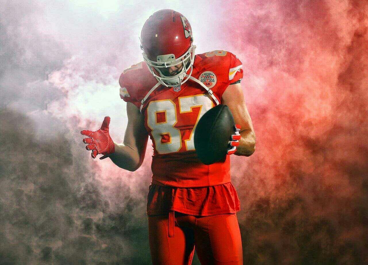 Travis Kelce Wallpaper.jpg