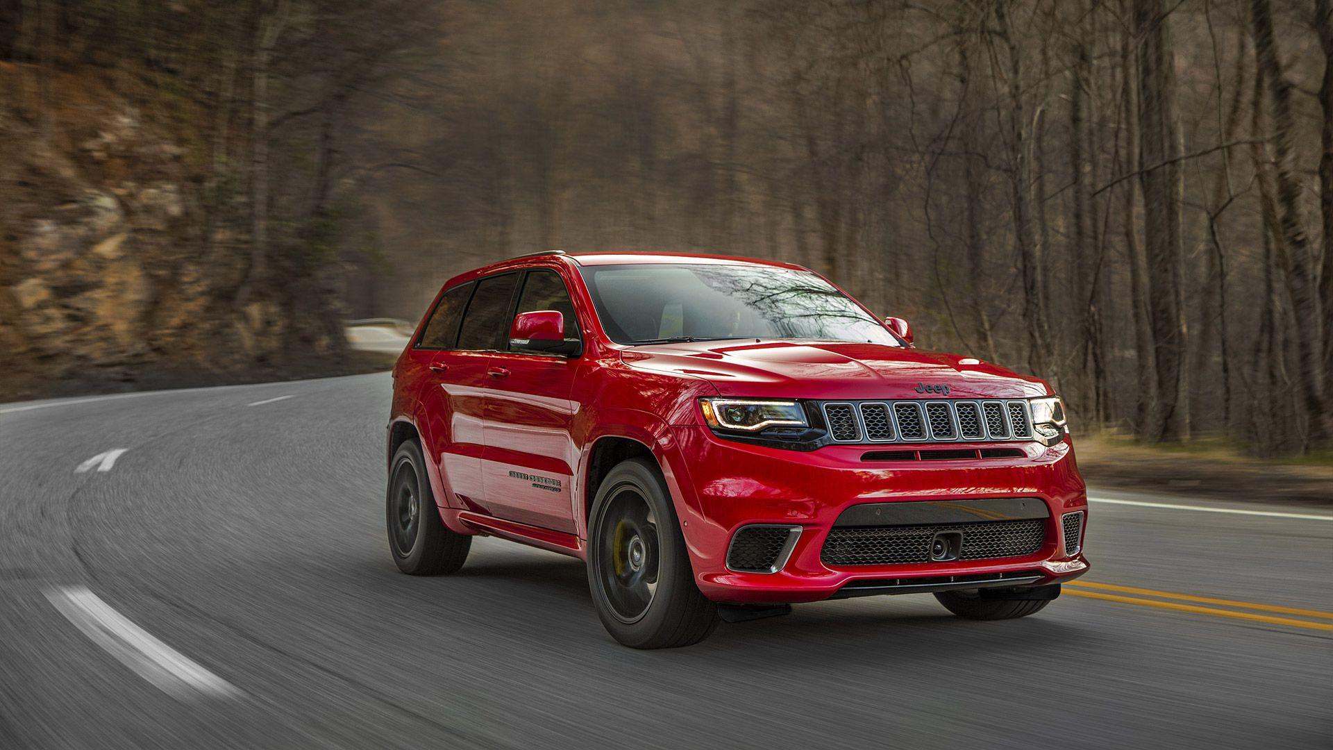 Jeep Grand Cherokee Trackhawk Pictures.jpg