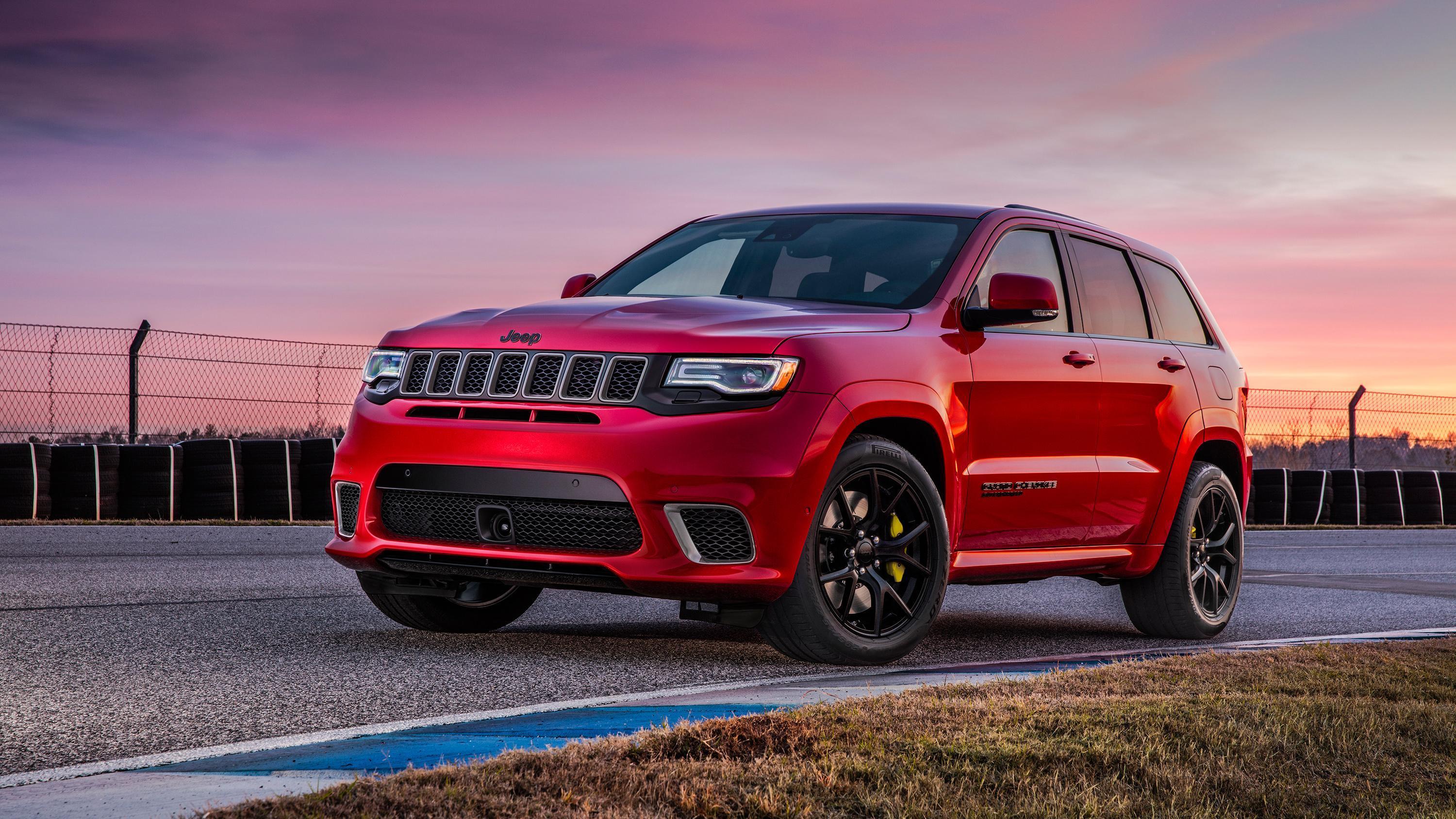 Jeep Grand Cherokee Trackhawk Wallpapers.jpg