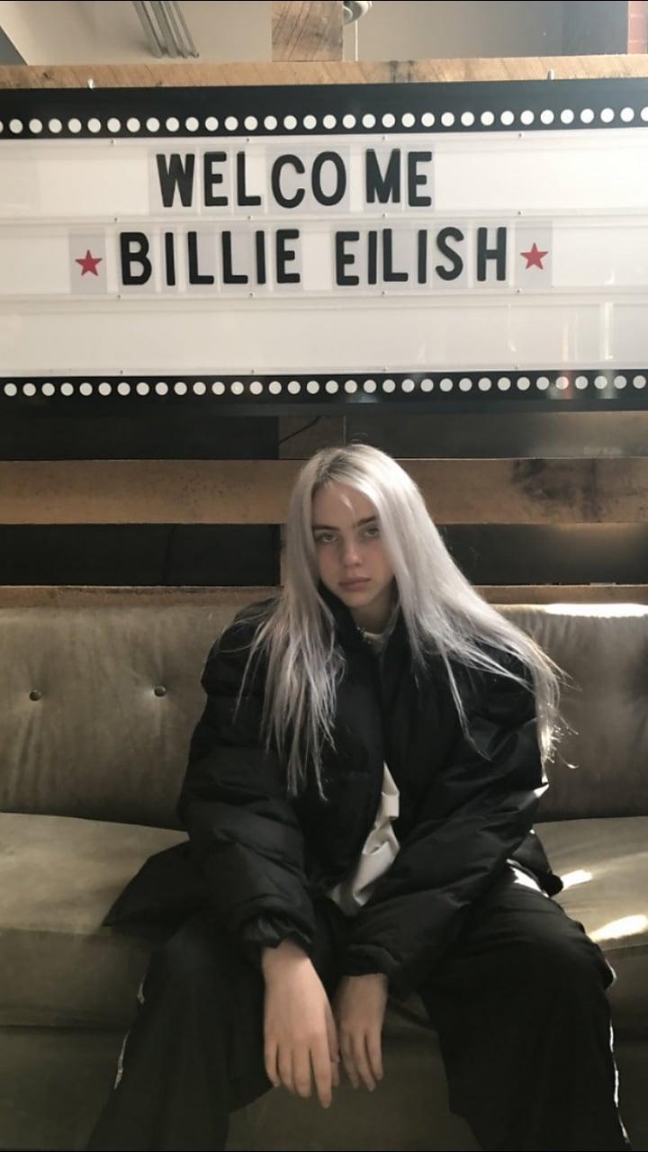 Billie Eilish wallpaper.jpg