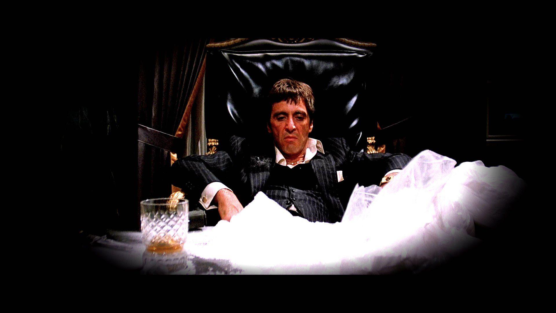 Al Pacino Scarface photos.jpg