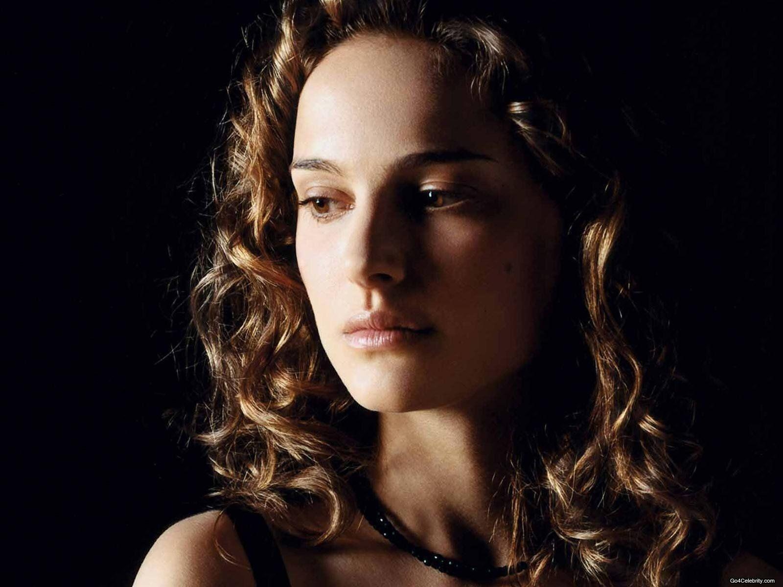 Natalie Portman Wallpaper.jpg