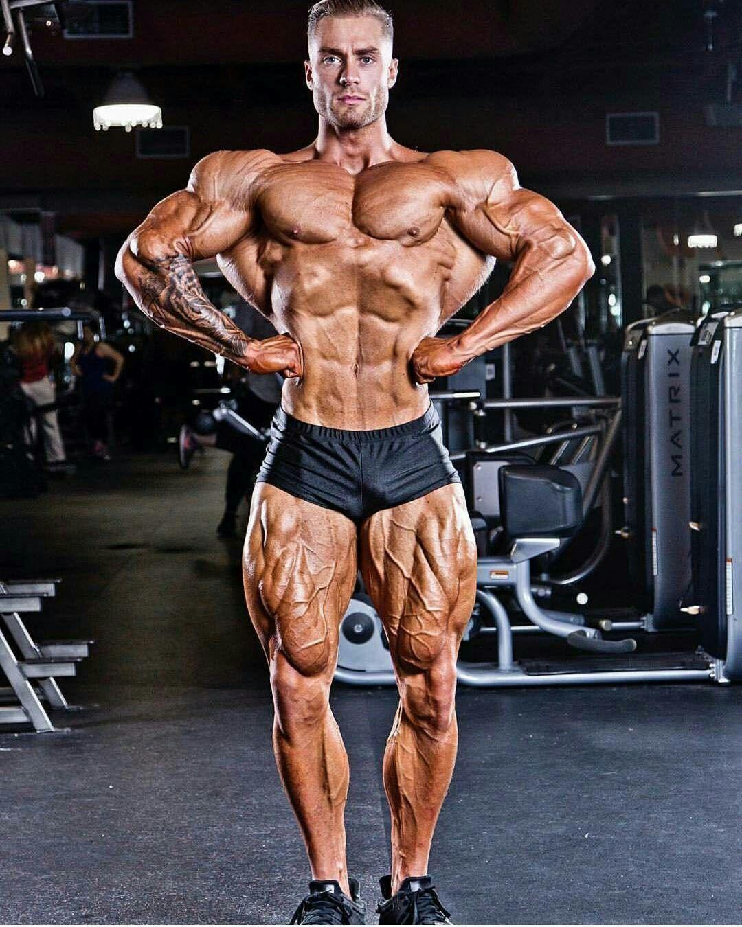 Chris Bumstead picture.jpg