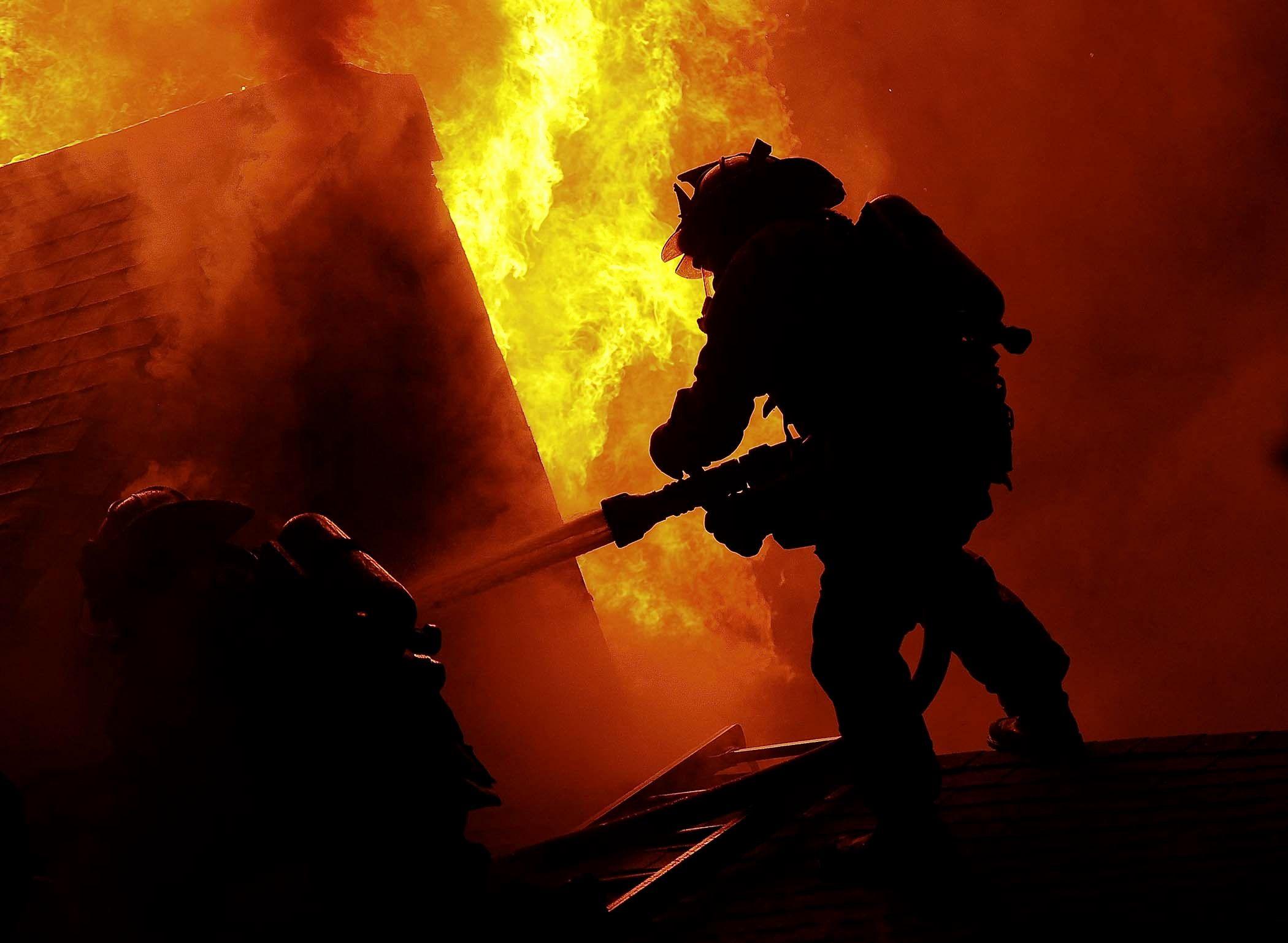 Firefighter wallpaper.jpg