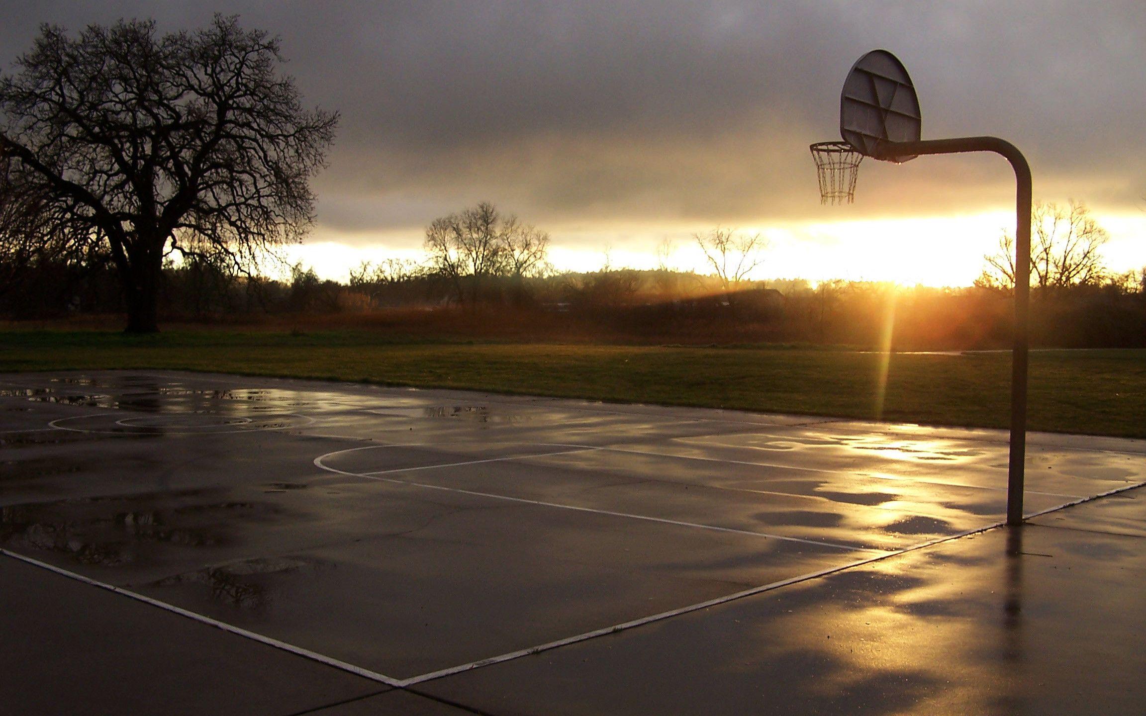 Basketball Court wallpaper.jpg