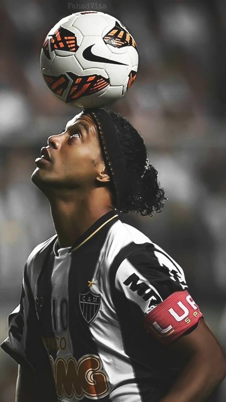Ronaldinho pics.jpg