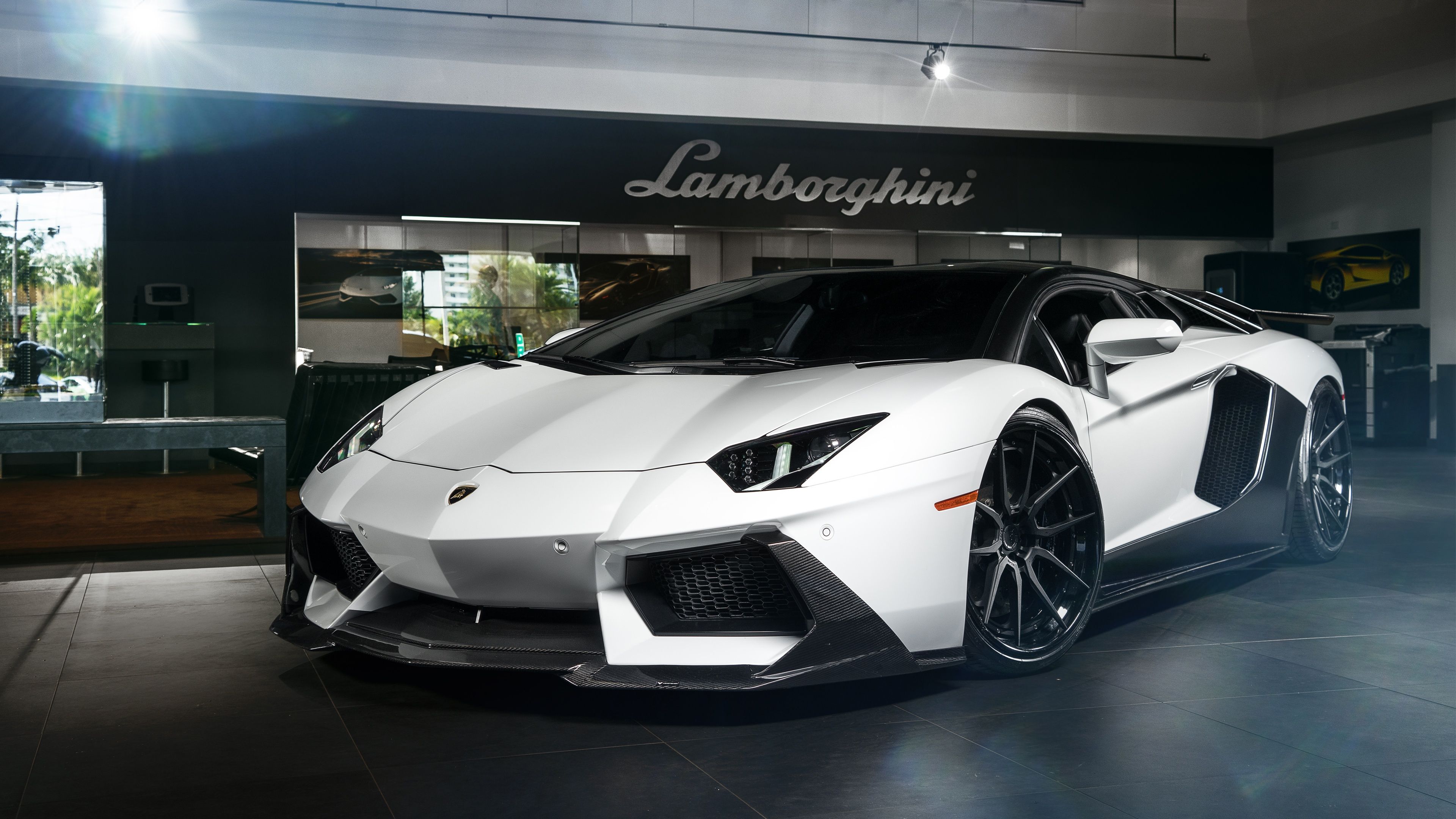 Lamborghini Image.jpg