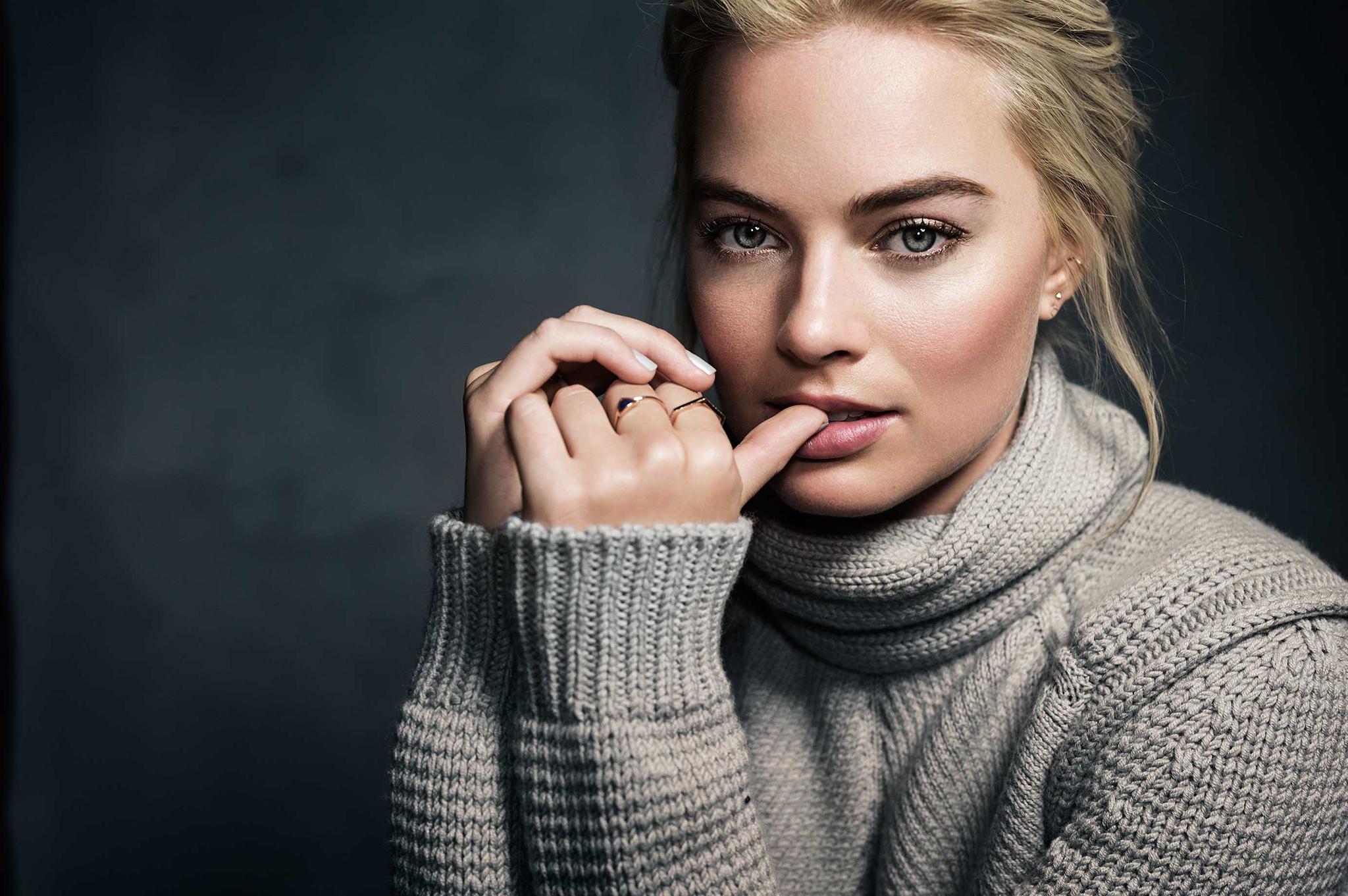 Margot Robbie Images.jpg