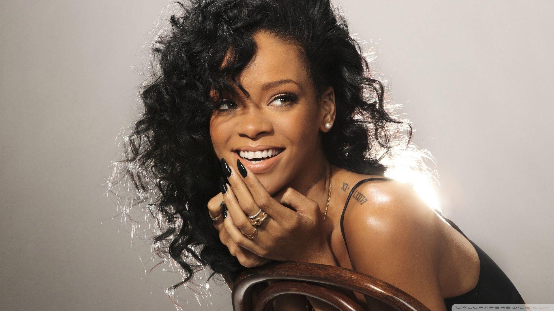 Rihanna HD wallpaper.jpg