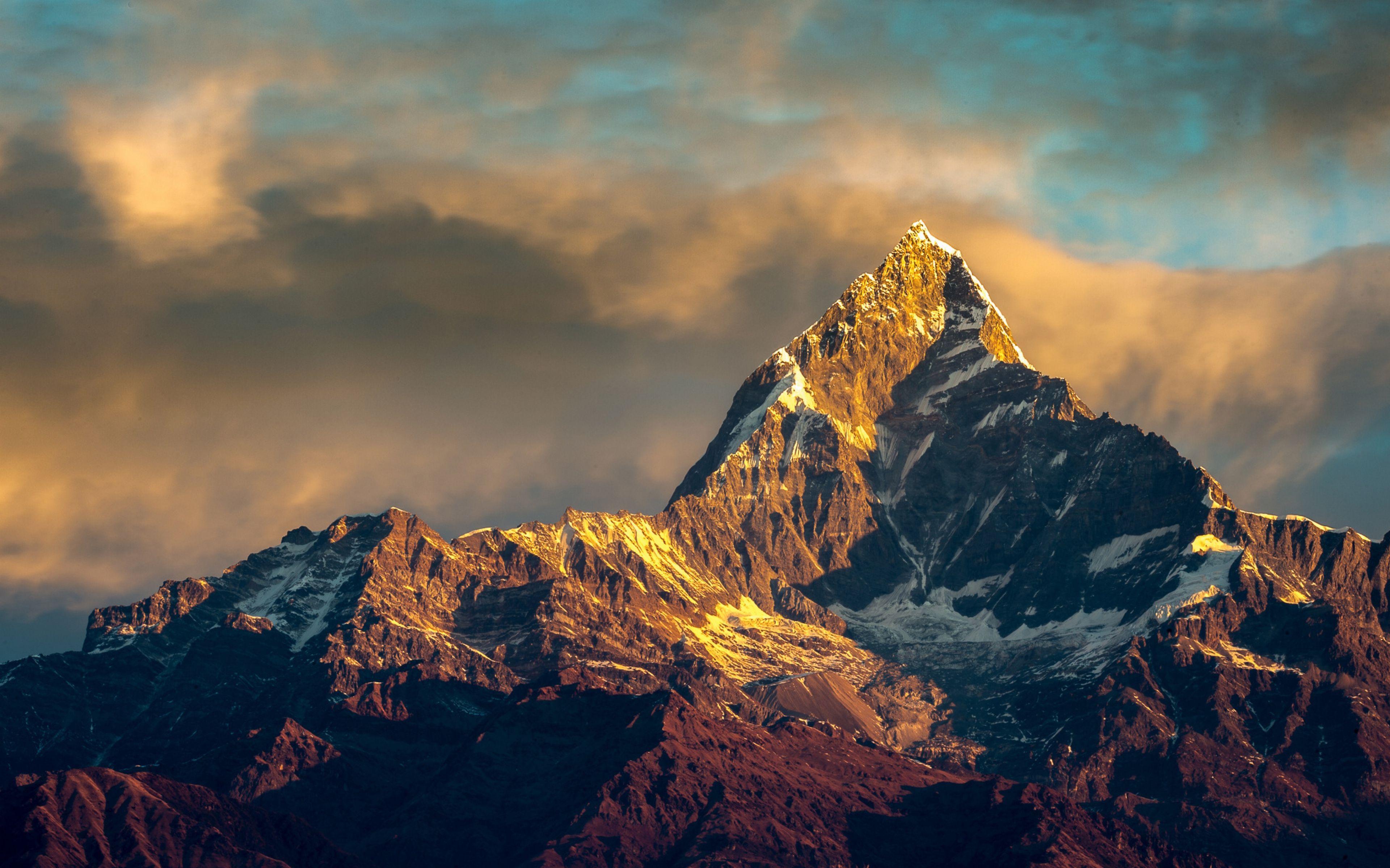 4K Mountain Picture.jpg