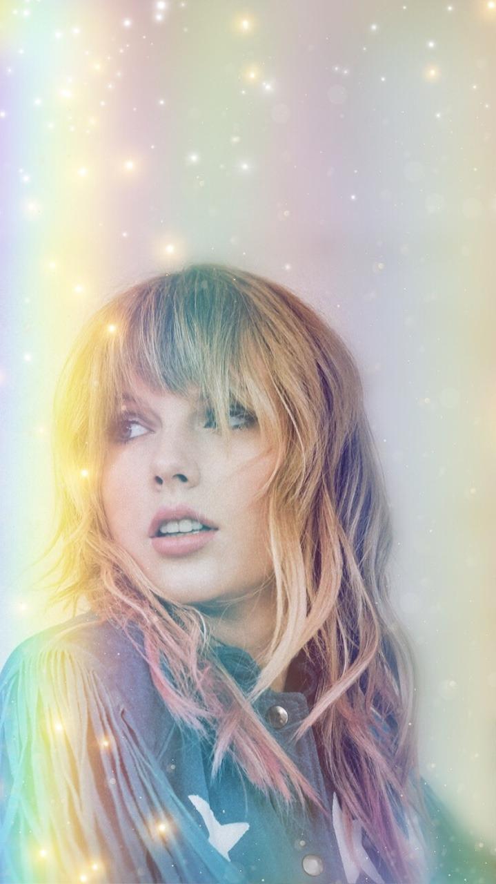 Taylor Swift Phone Image.jpg