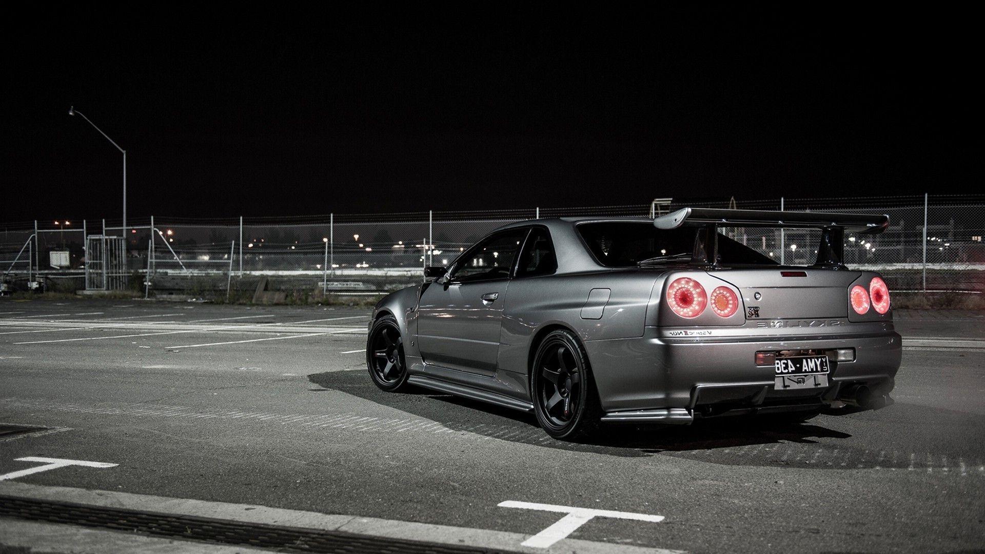 Nissan Skyline GTR R34 Images.jpg