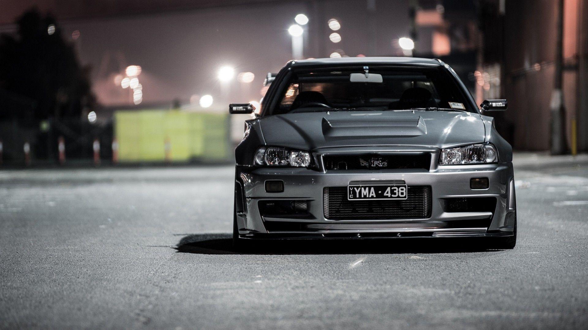 Nissan Skyline GTR R34 Pictures.jpg