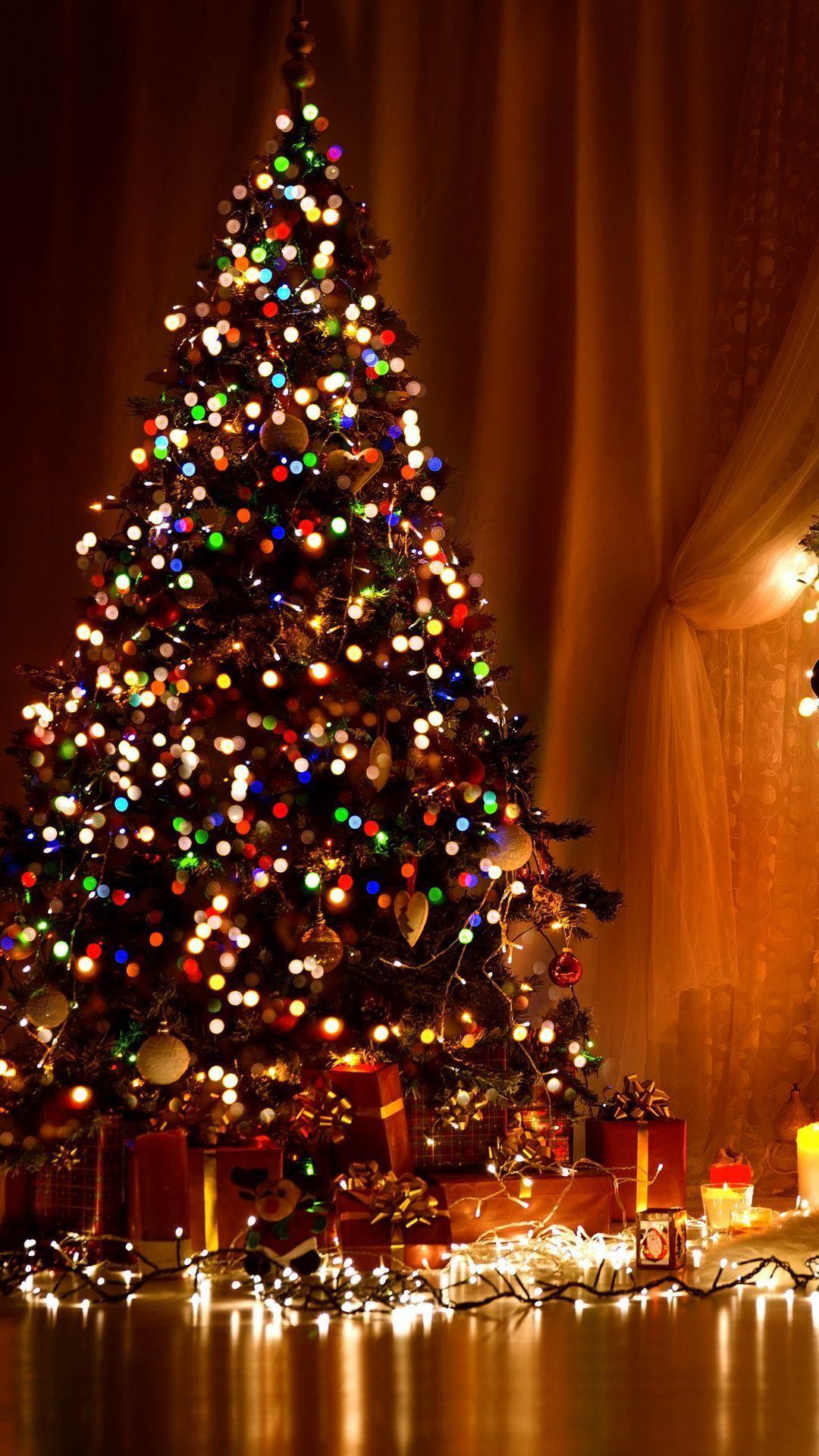 Christmas Tree iPhone Wallpapers.jpg
