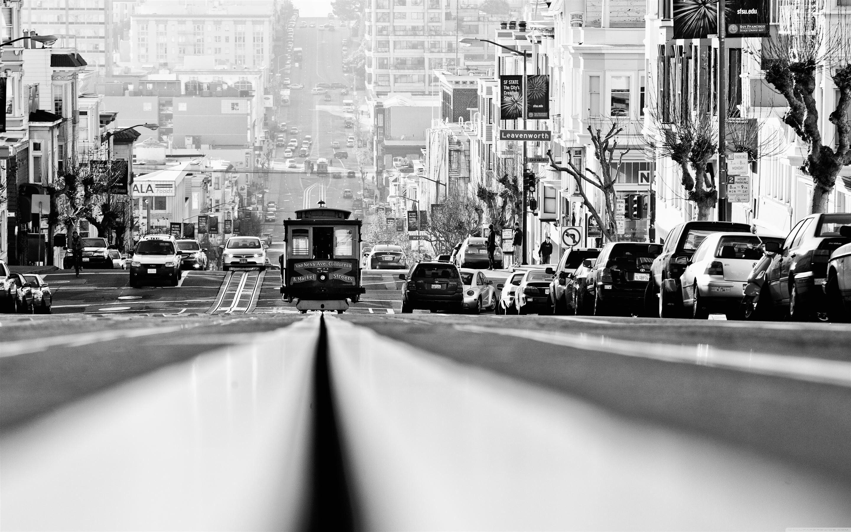 San Francisco Black and White Wallpaper.jpg