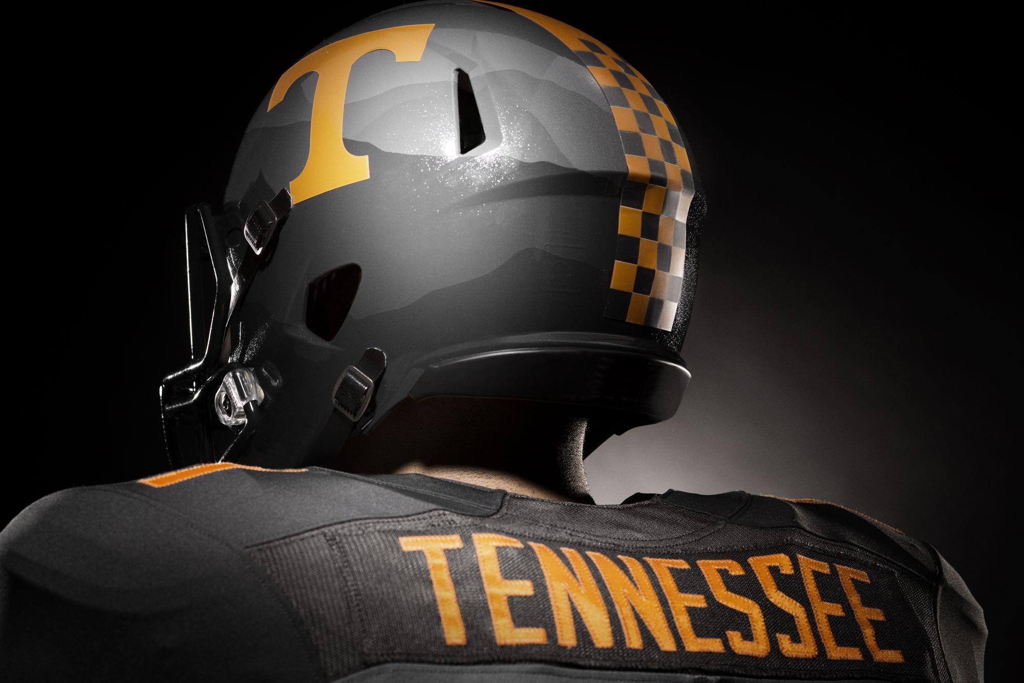 Tennessee Football Picture.jpg