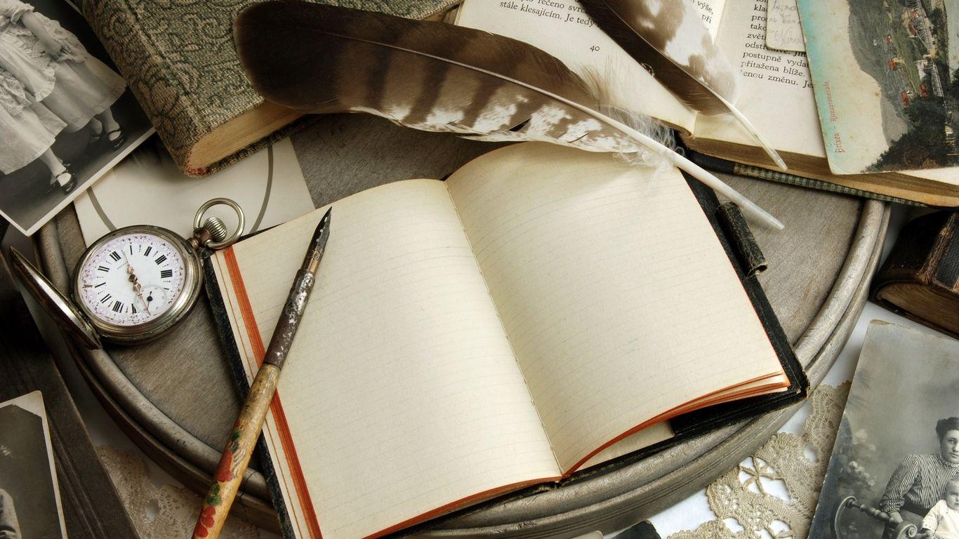 Books Aesthetic Desktop Images.jpg