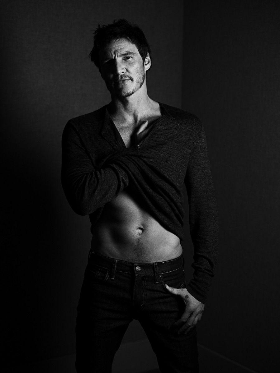 Pedro Pascal Pictures.jpg