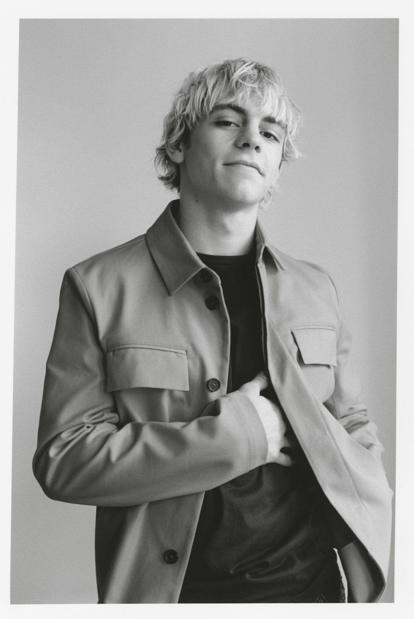 Ross Lynch wallpaper.jpg