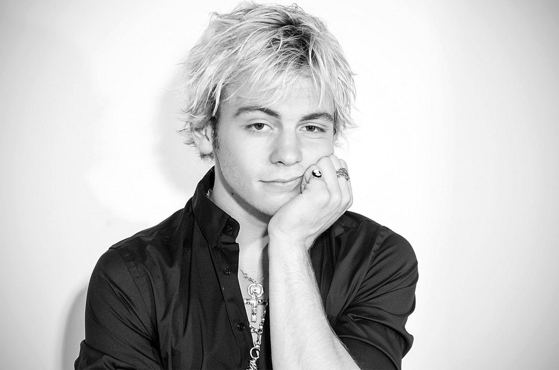 Ross Lynch pics.jpg