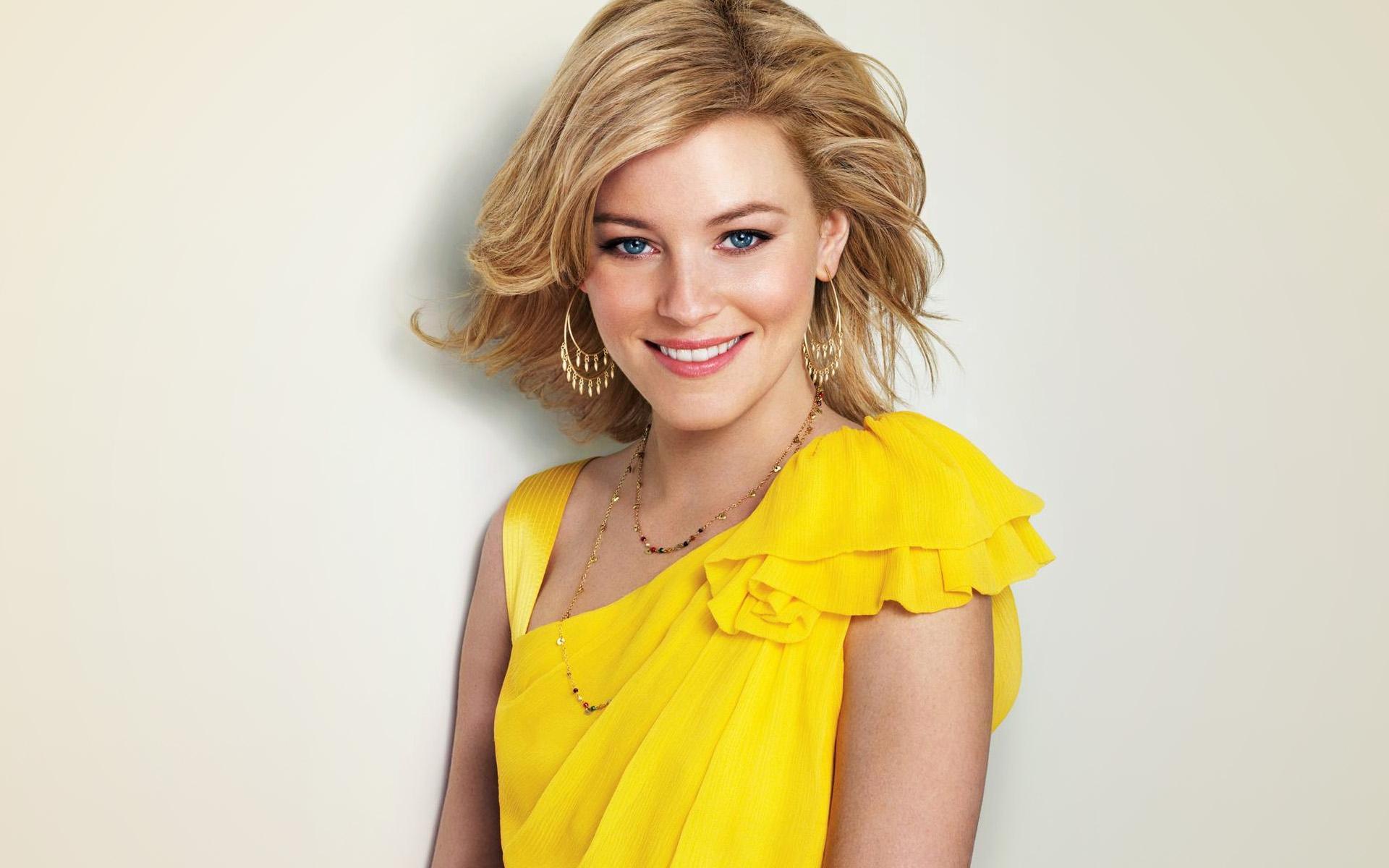 Elizabeth Banks Pictures.jpg