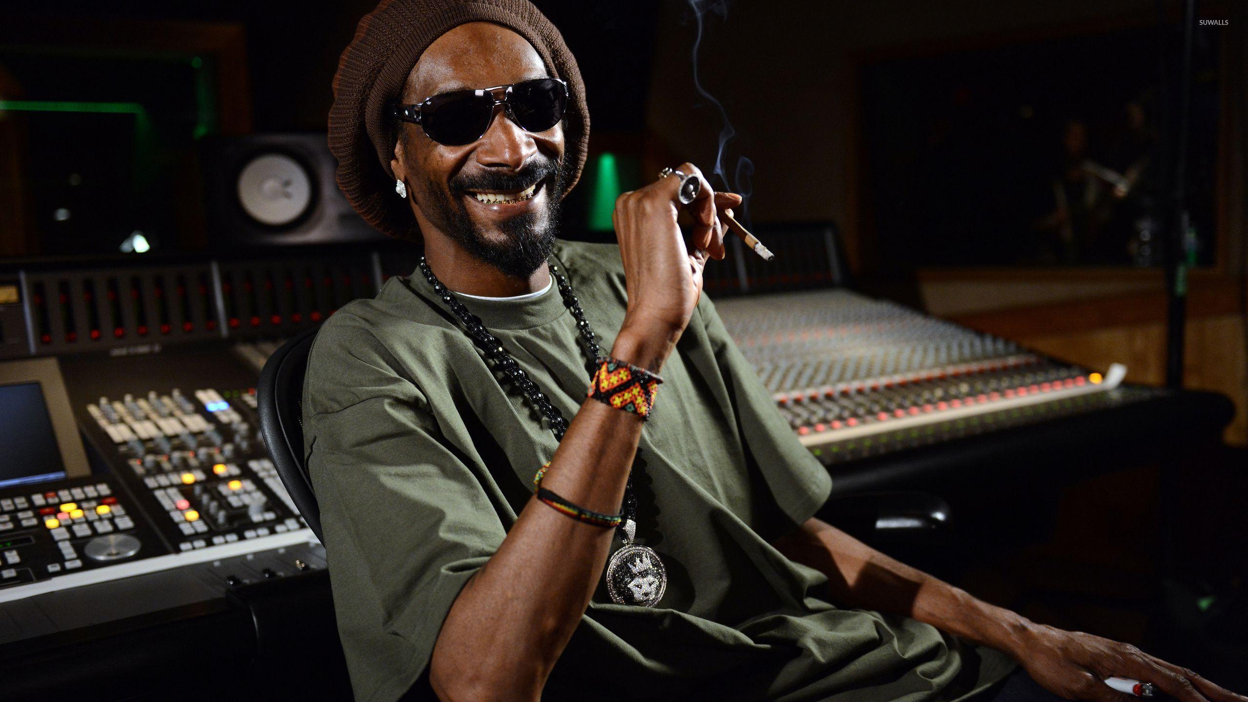 Snoop Dogg Image.jpg