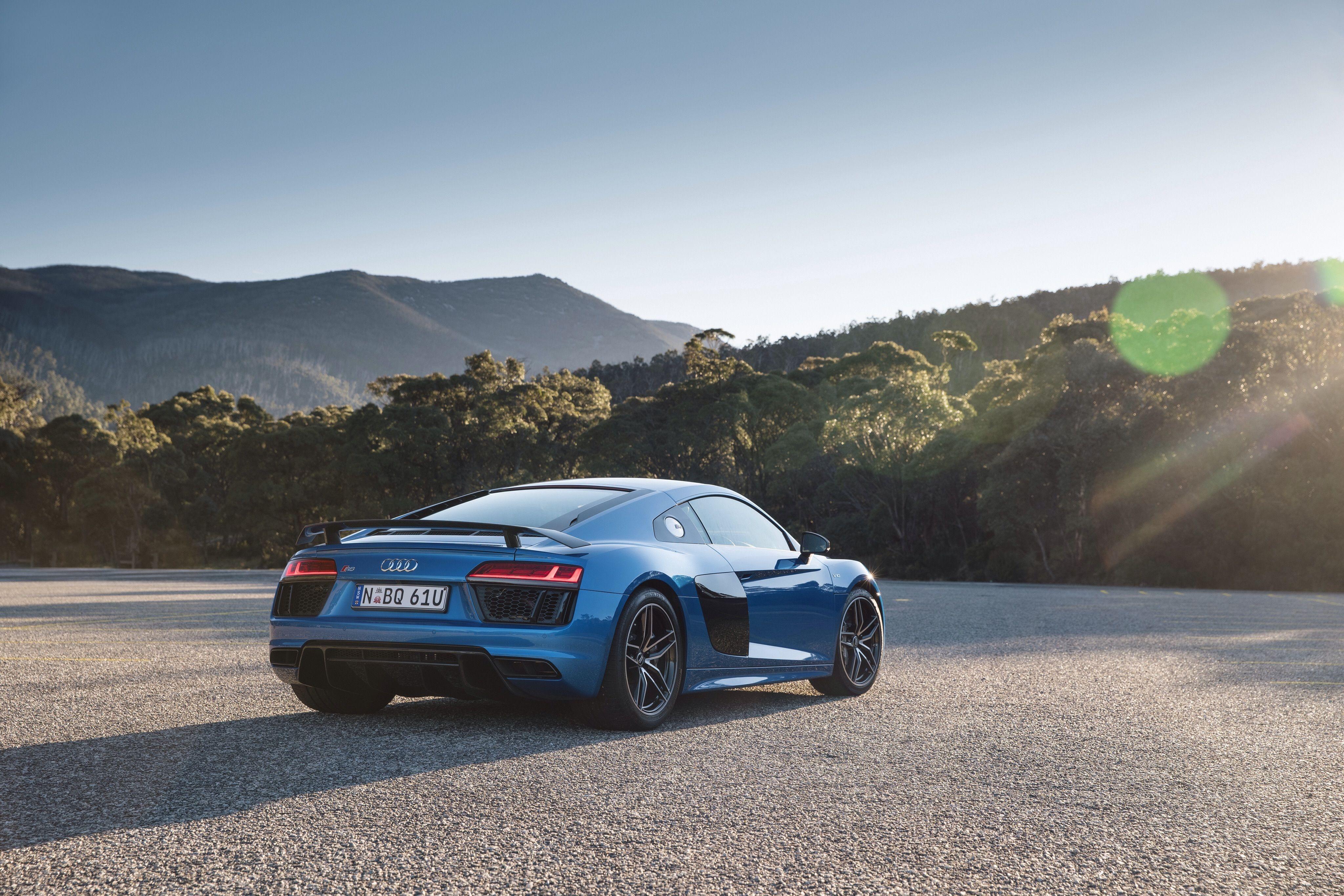 Audi R8 4K Picture.jpg